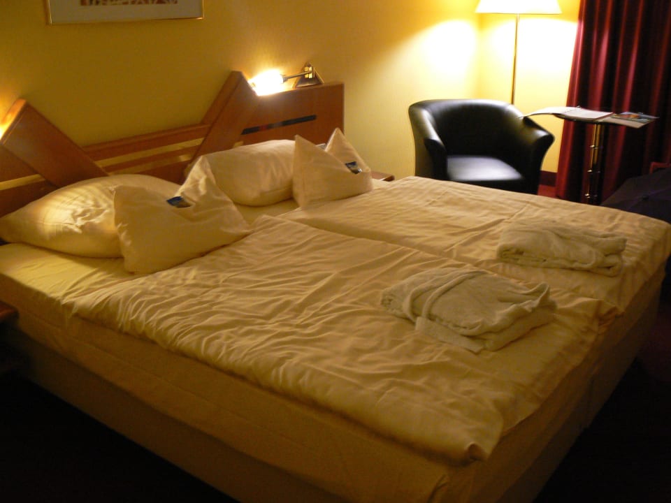 Gemütliches Zimmer H4 Hotel Residenzschloss Bayreuth