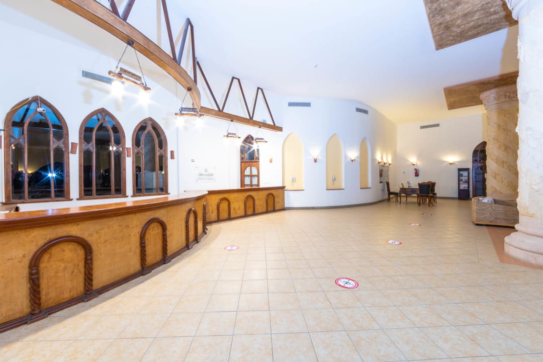 Lobby Hotel Emerald Lagoon