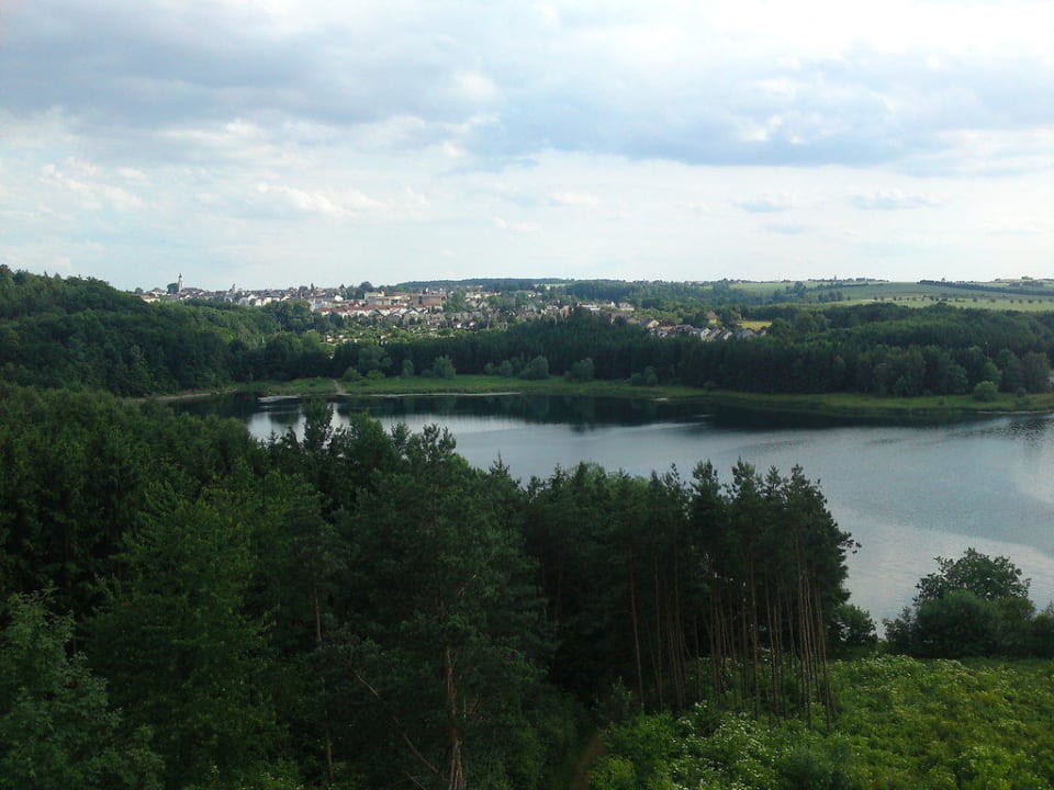 Talsperre vom Hotel aus gesehen Bio-Seehotel Zeulenroda