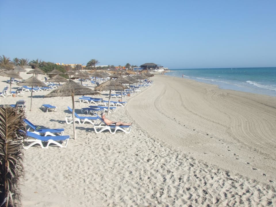 Plage aménagée Club Marmara Palm Beach Djerba