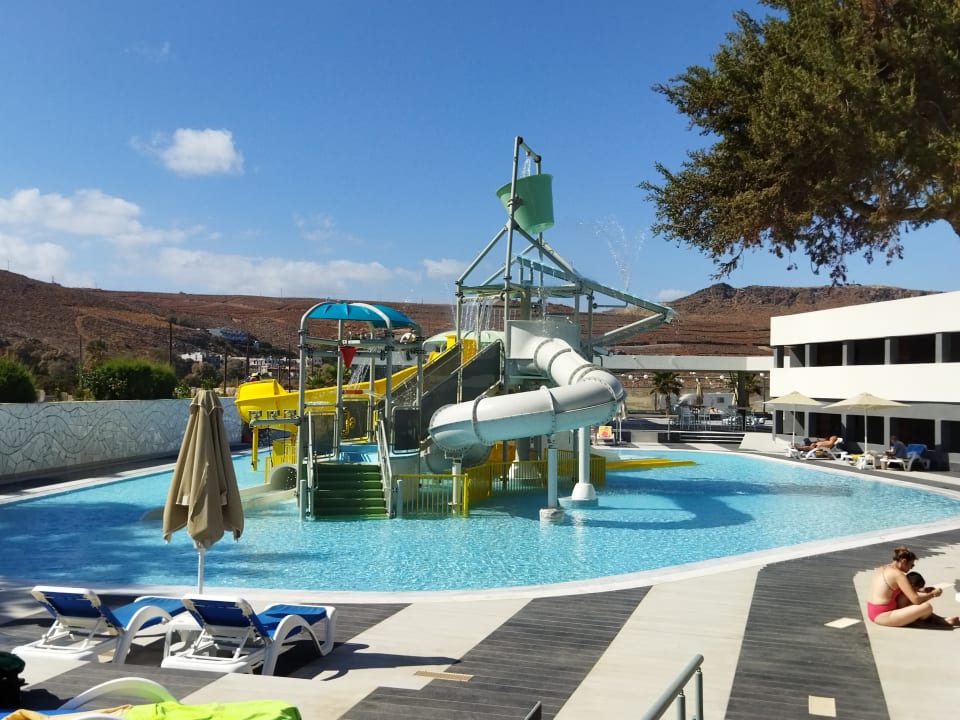 Pool Arina Beach Resort