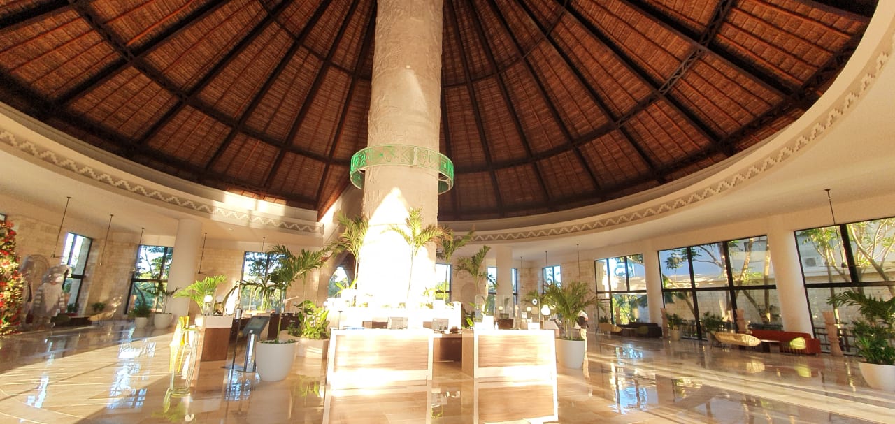 Lobby Bahia Principe Grand Tulum