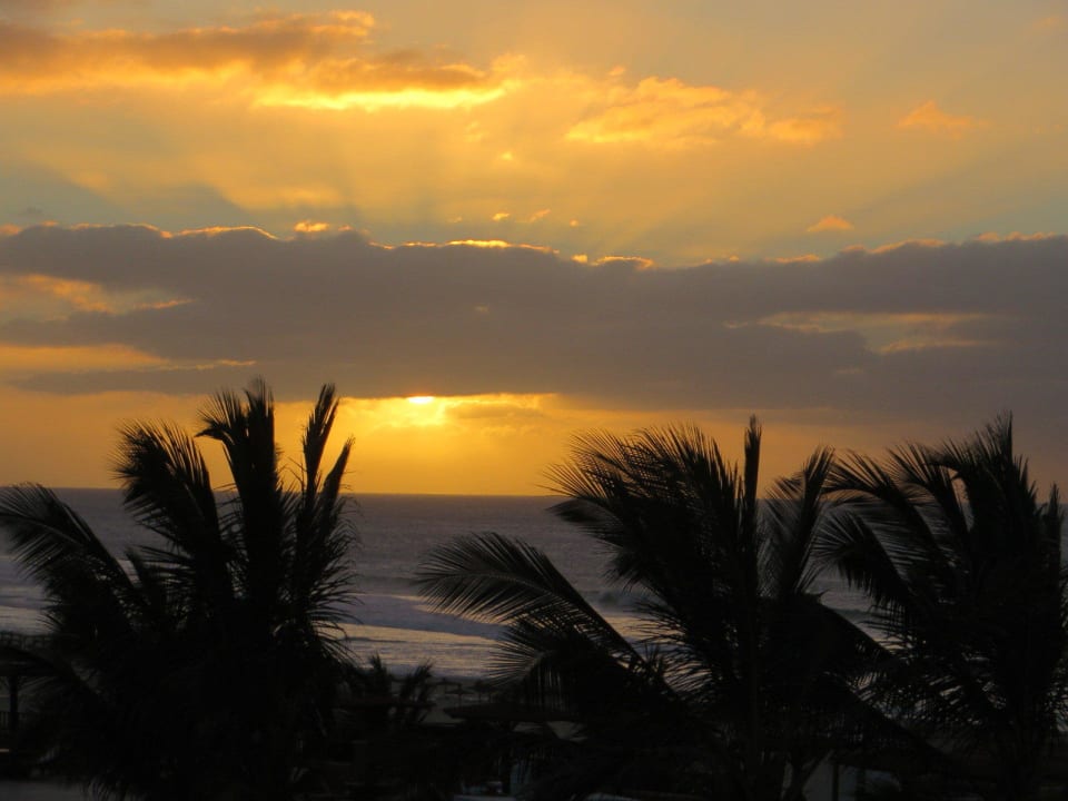 Sonnenuntergang  Occidental Boa Vista Beach