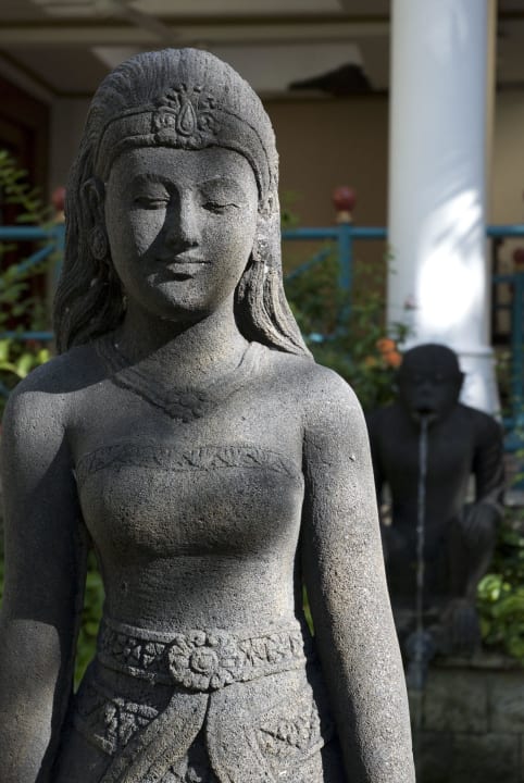 Lavasteinfiguren Melia Purosani Yogyakarta