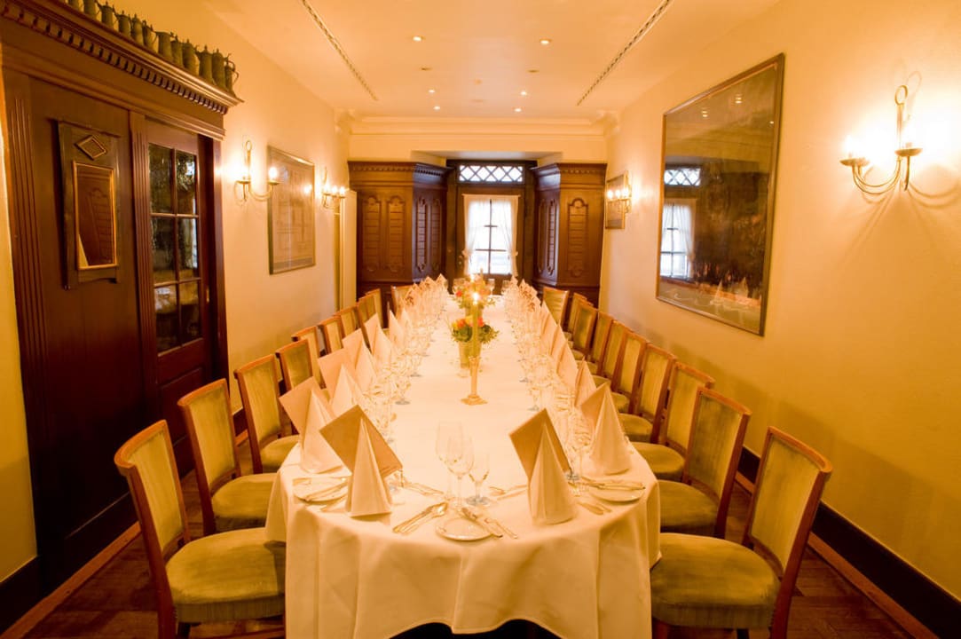 Restaurant "Tannenzäpfle" Zum roten Bären