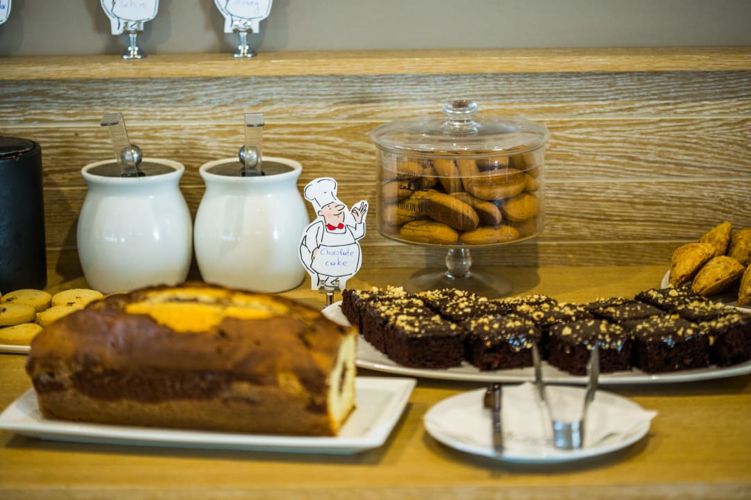 Gastro Aqua Oliva Resort - Across Hotels & Resorts