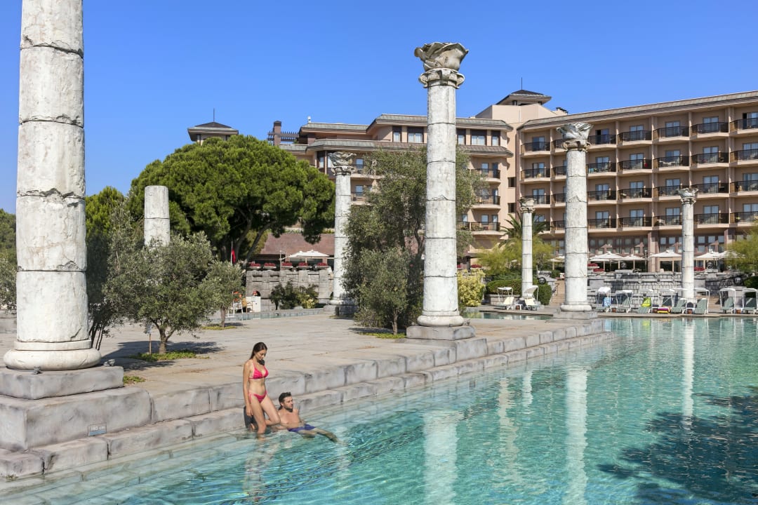 Pool Xanadu Resort Hotel