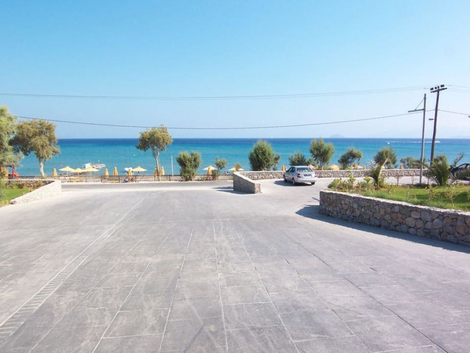 Hotelauffahrt Atlantica Mikri Poli Kos