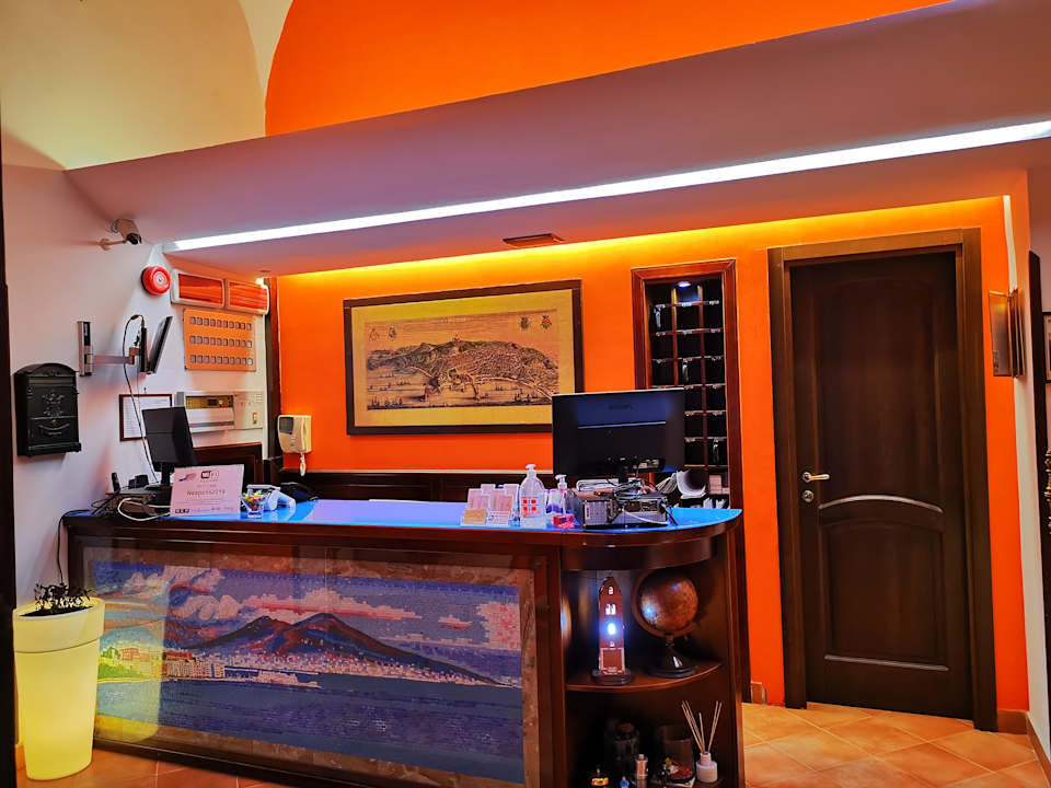 Lobby Hotel Neapolis