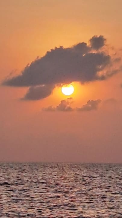 Strand Adaaran Select Meedhupparu Island Resort - Premium All Inclusive