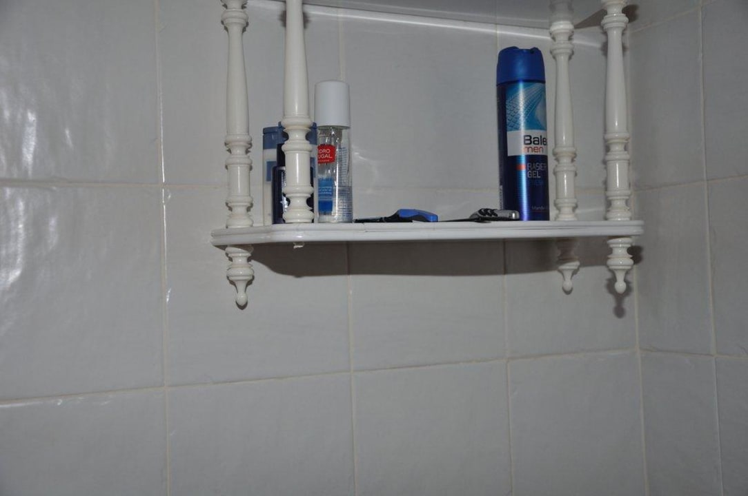 Bad Hotel Los Melocotones