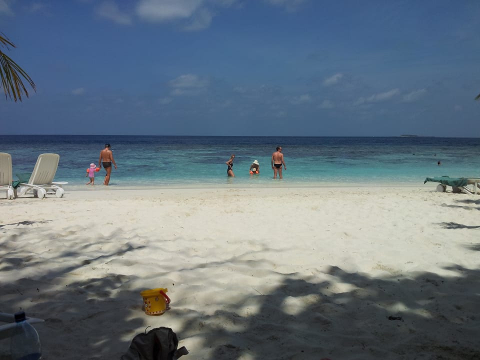 Strand etwa vor Bungi 210-216 Bandos Maldives