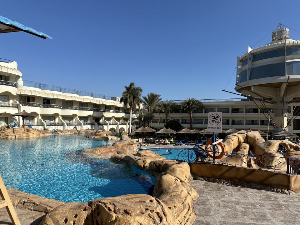 Pool Seagull Beach Resort