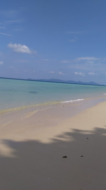 Strand Hotel Kradan Beach Resort