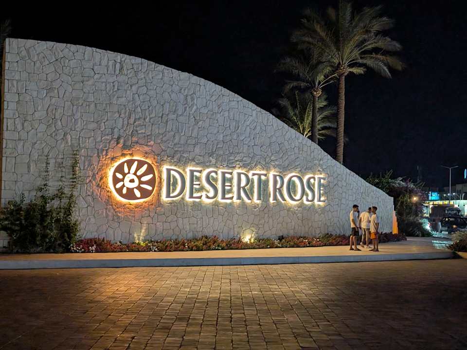 Lobby Desert Rose