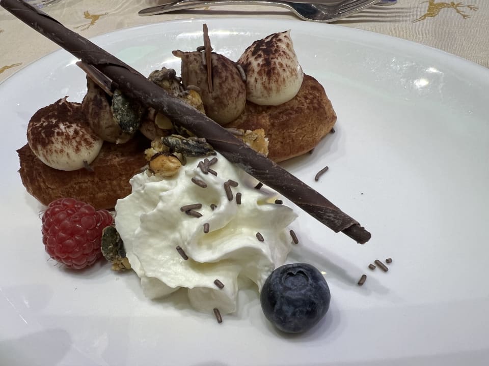 Gastro Hotel Samerhof und Nebenhäuser