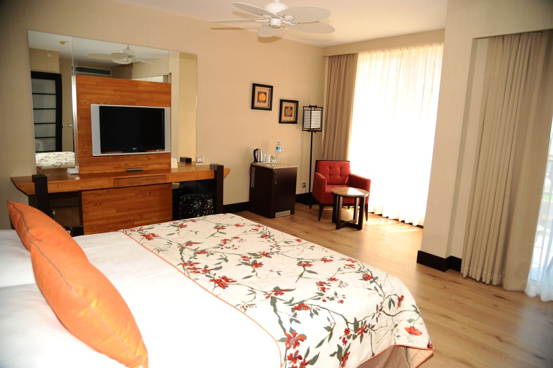 Zimmer Limak Lara Deluxe Hotel & Resort