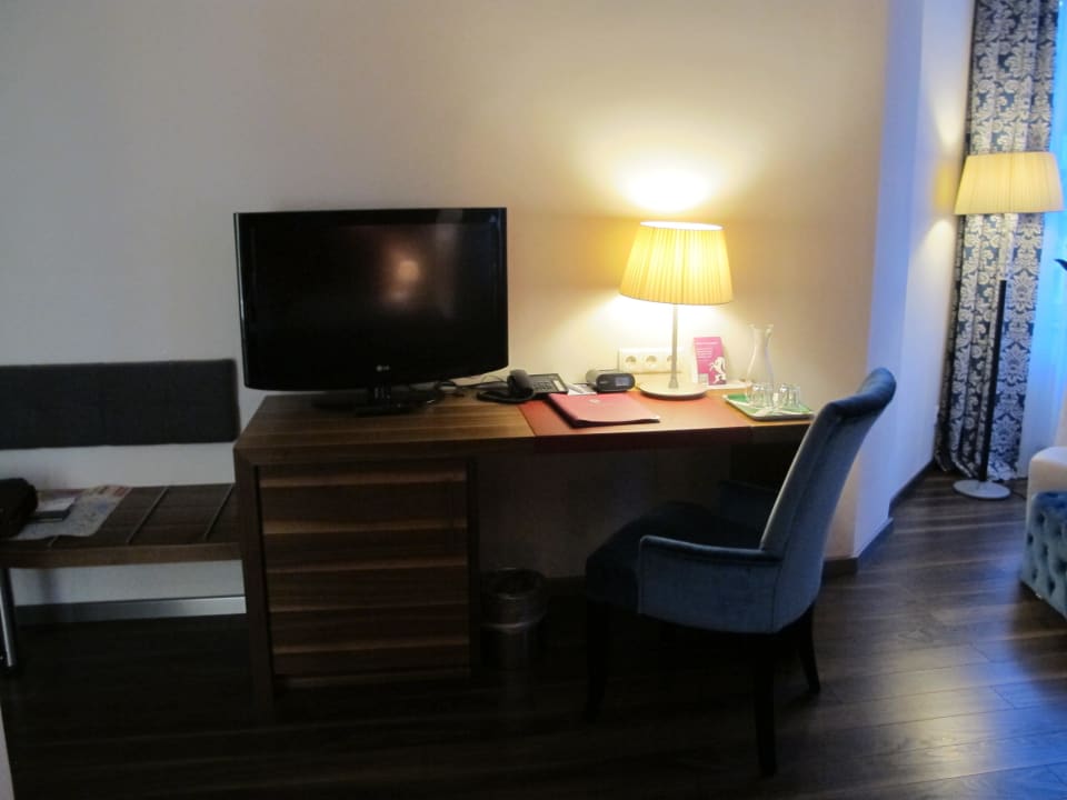 Zimmer Hotel Villa Carlton