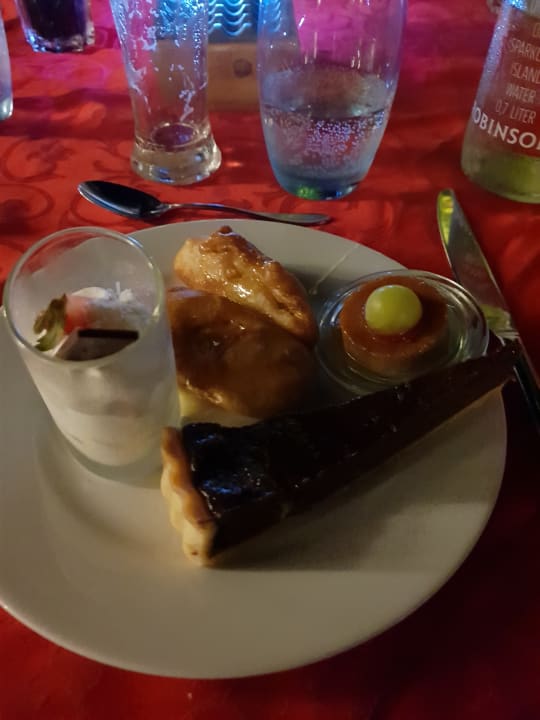 Gastro ROBINSON NOONU