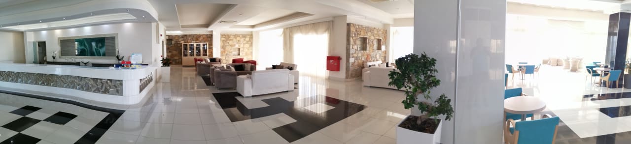 Lobby Grand Blue Beach Hotel