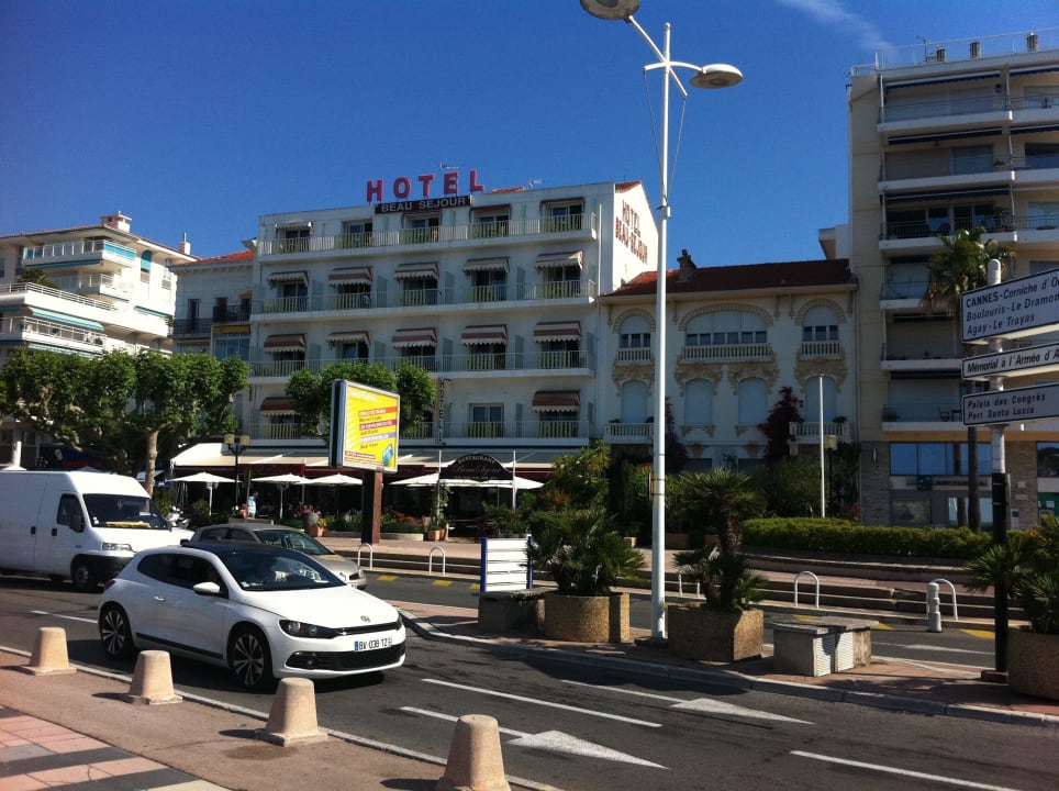 Vom Boulevard René Coty Hotel Beausejour