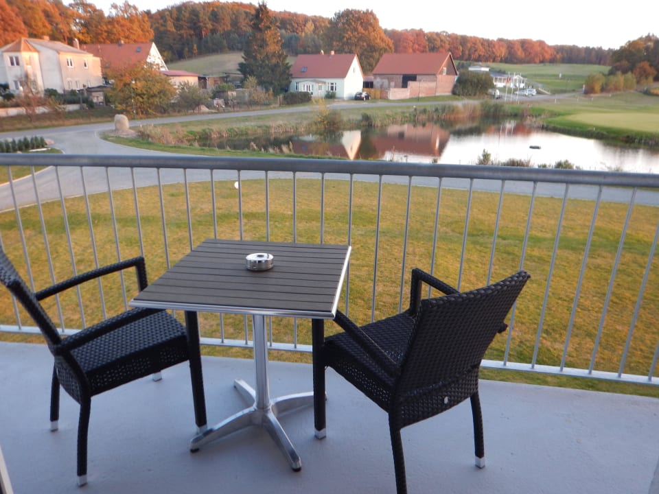 Balkonblick auf den Golfplatz Dorint Resort Baltic Hills Usedom