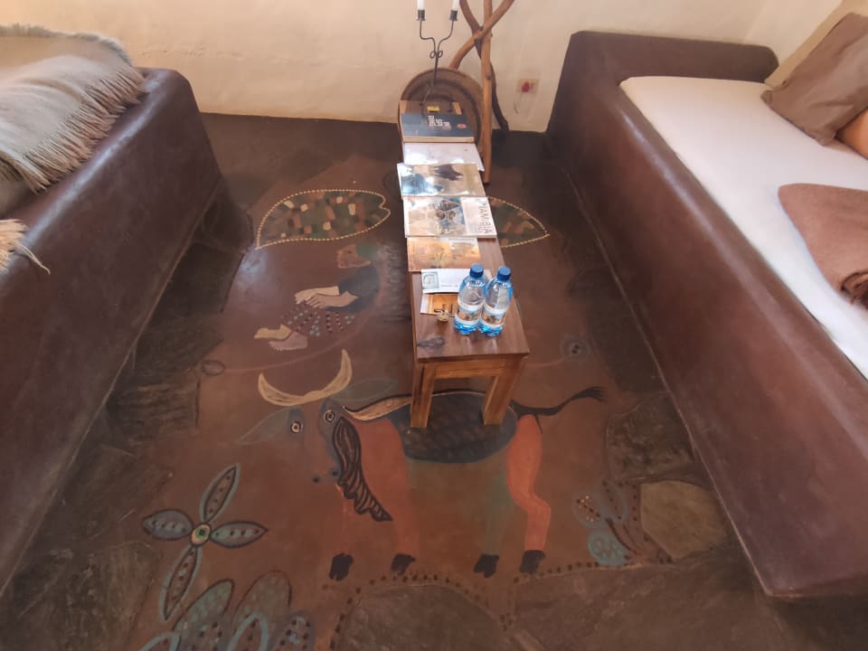 Zimmer Hotel Eningu Clay-House Lodge