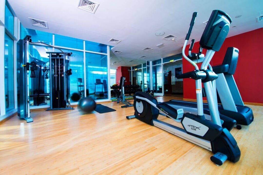 "Rooftop Fitness" Jannah Place Dubai Marina (Dubai) • HolidayCheck