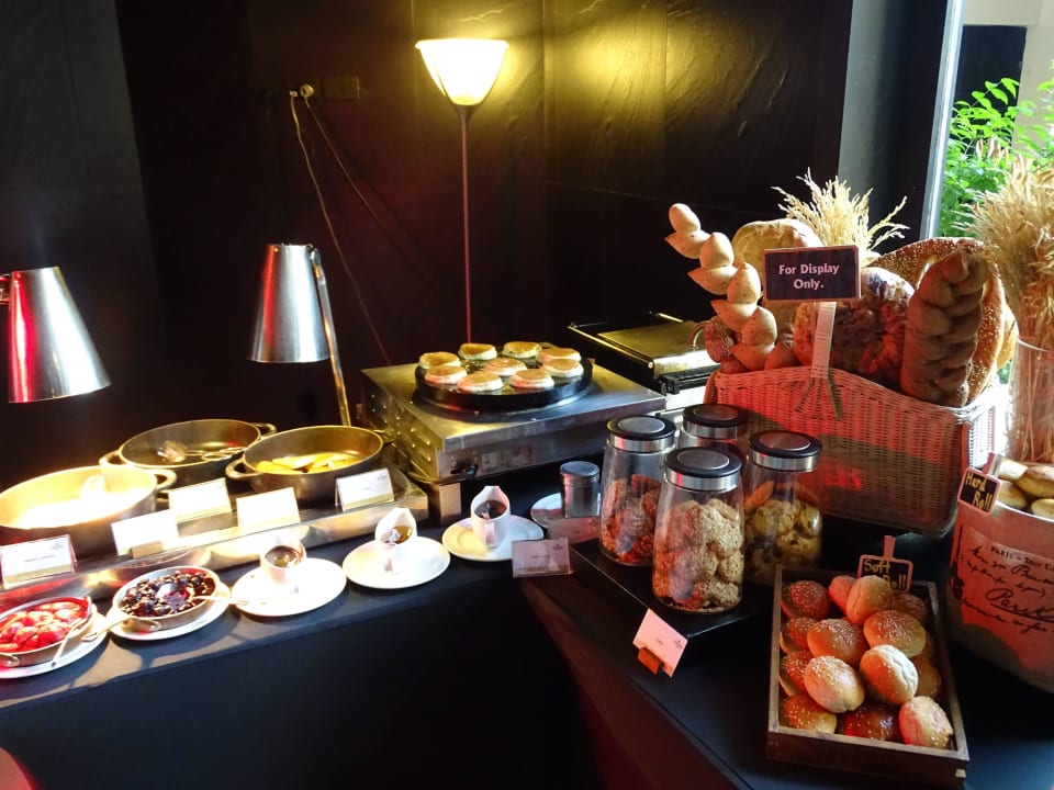 Pancake Station JC Kevin Sathorn Bangkok Hotel