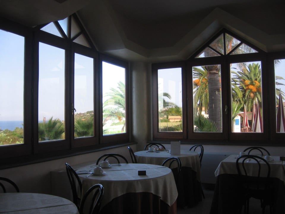 View for sea and pool Baia del Capo