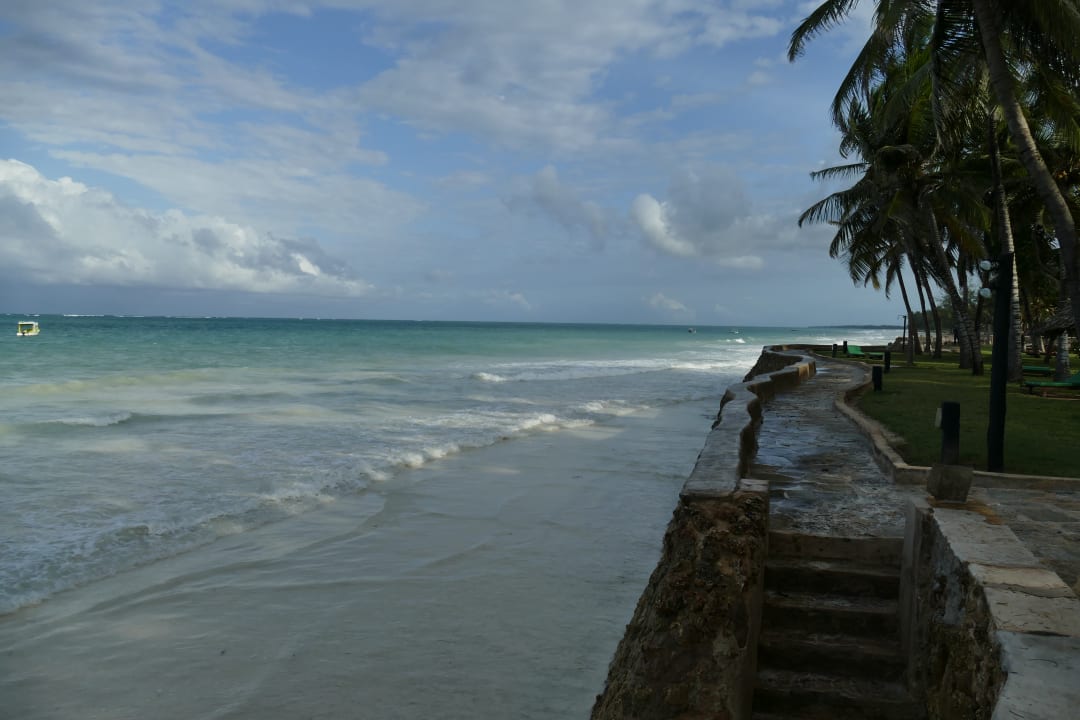 Strand Neptune Village Beach Resort & Spa