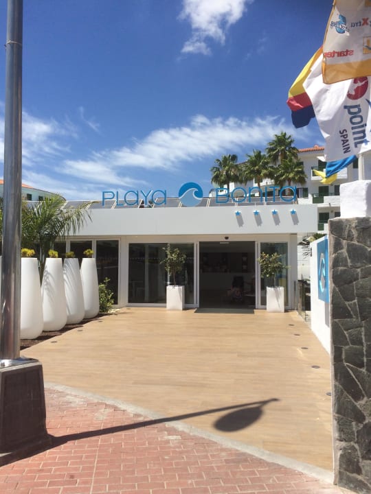 Eingang Servatur Playa Bonita
