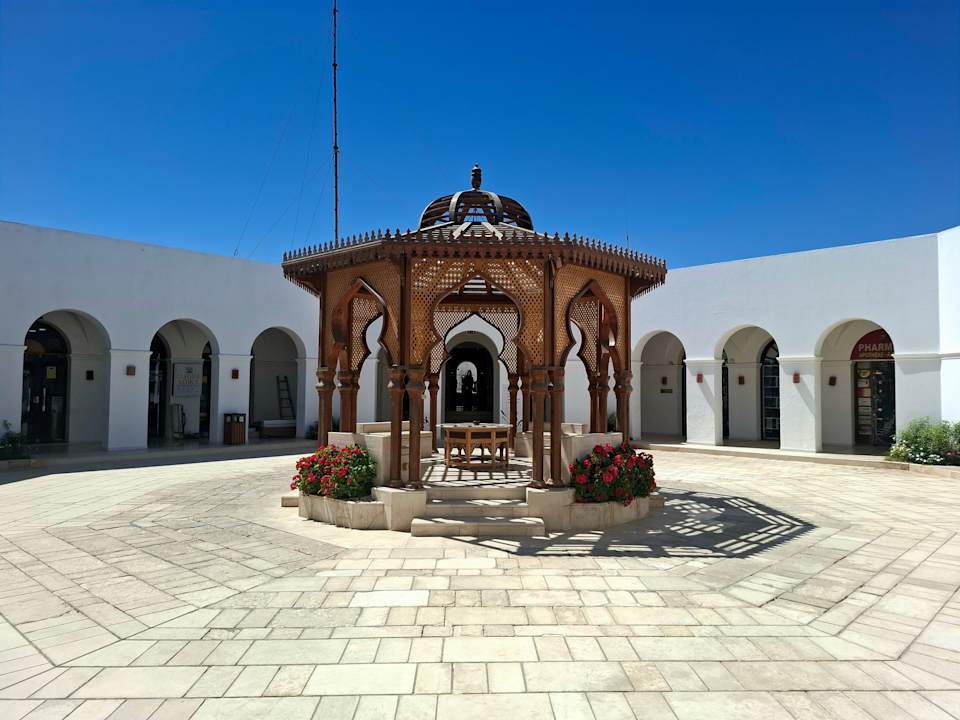 Außenansicht Hotel Mercure Hurghada