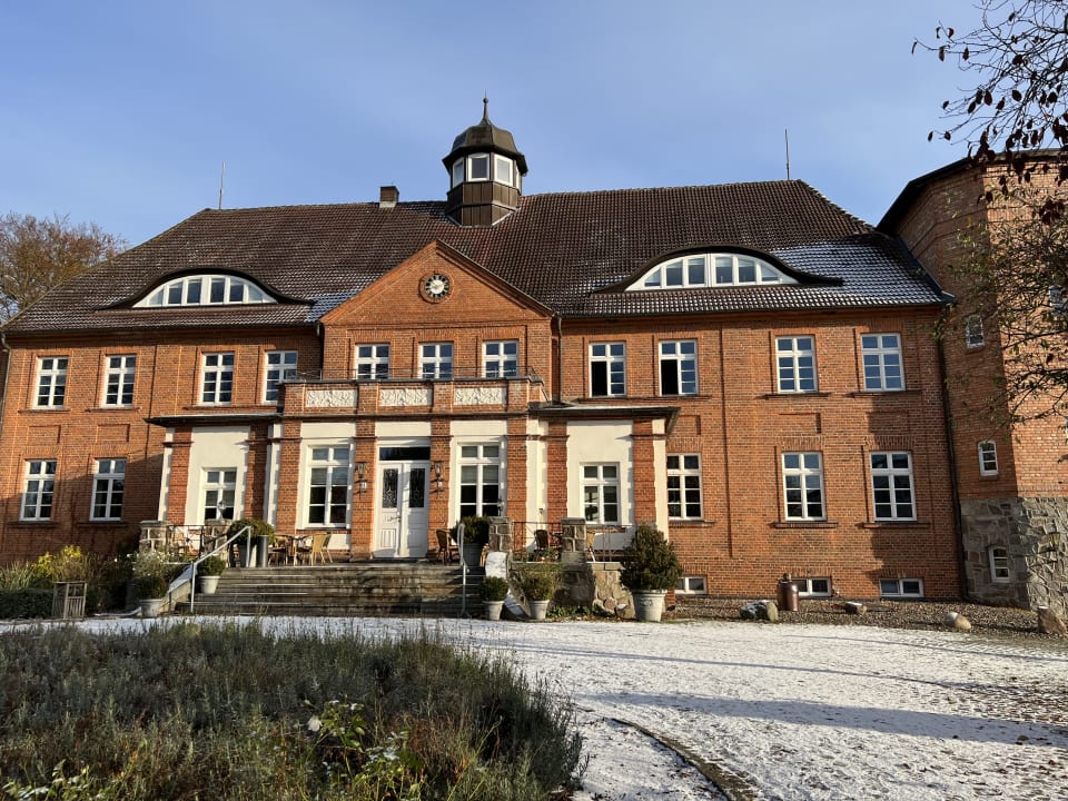 Außenansicht Schlosshotel Basthorst
