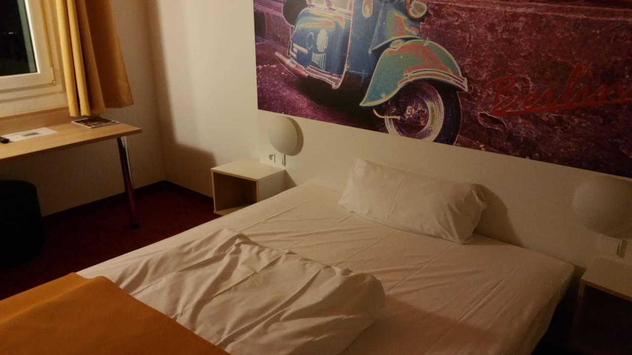 Grosse Liegefläche B&B Hotel Berlin Genshagen-Süd