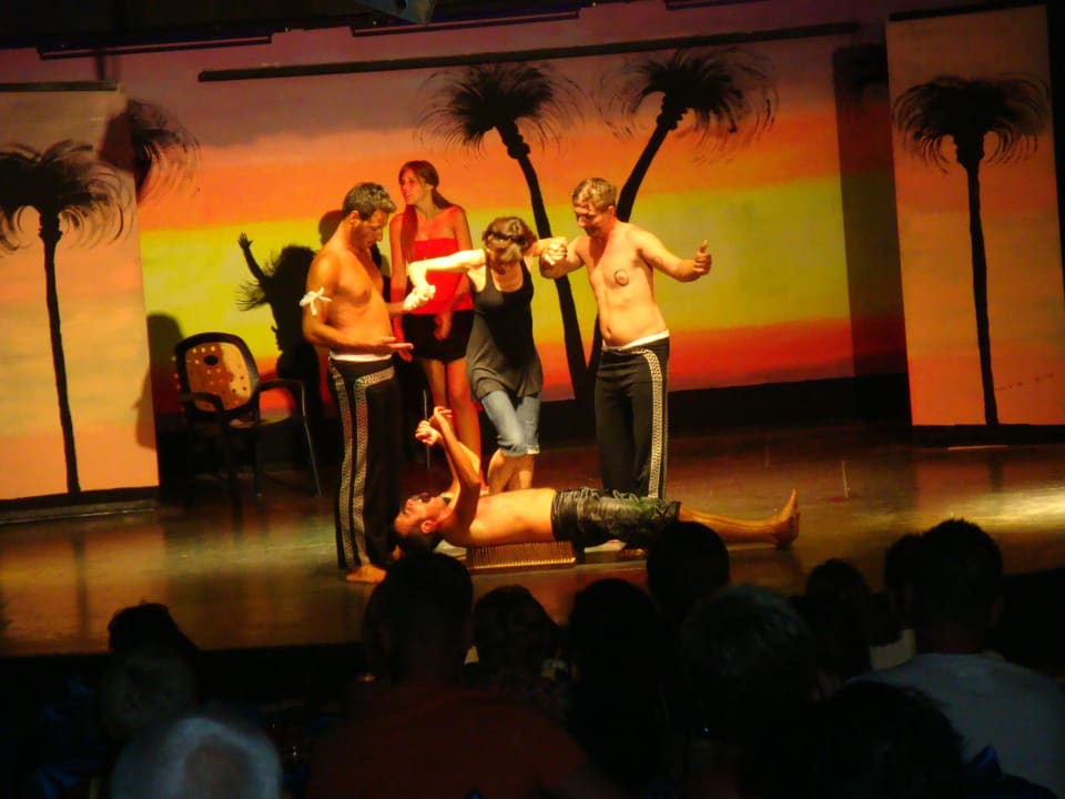 Fakirshow Side Sun Hotel