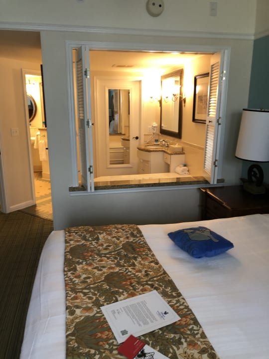 Zimmer Disney's Saratoga Springs Resort & Spa