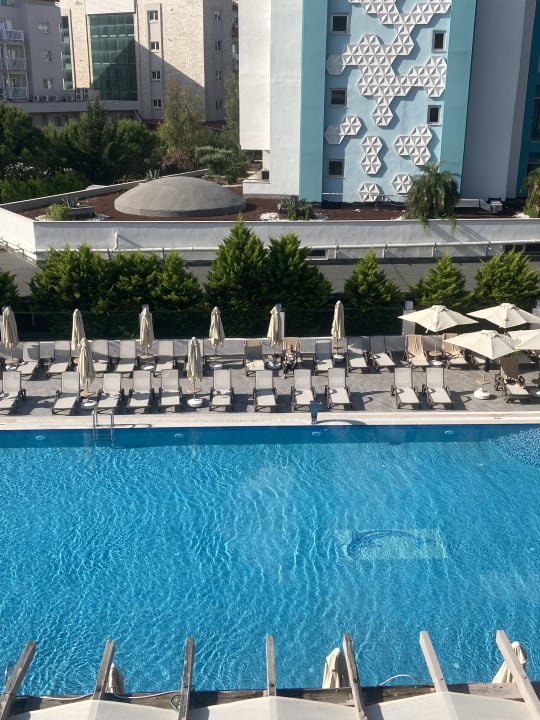 Pool Side Story Resort & Spa