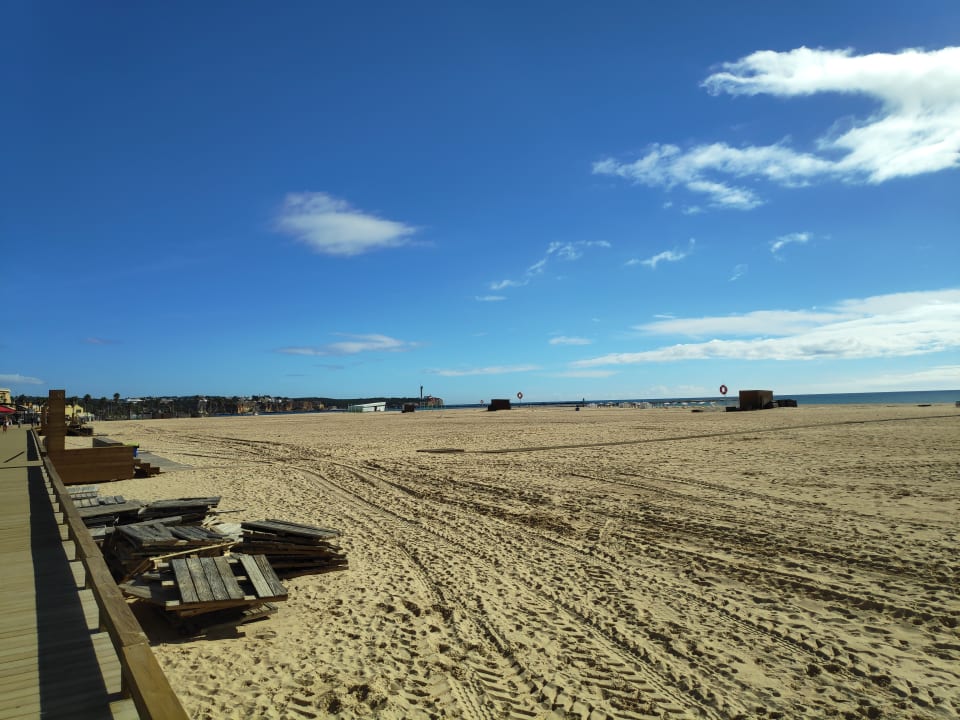 Strand NH Marina Portimão Resort