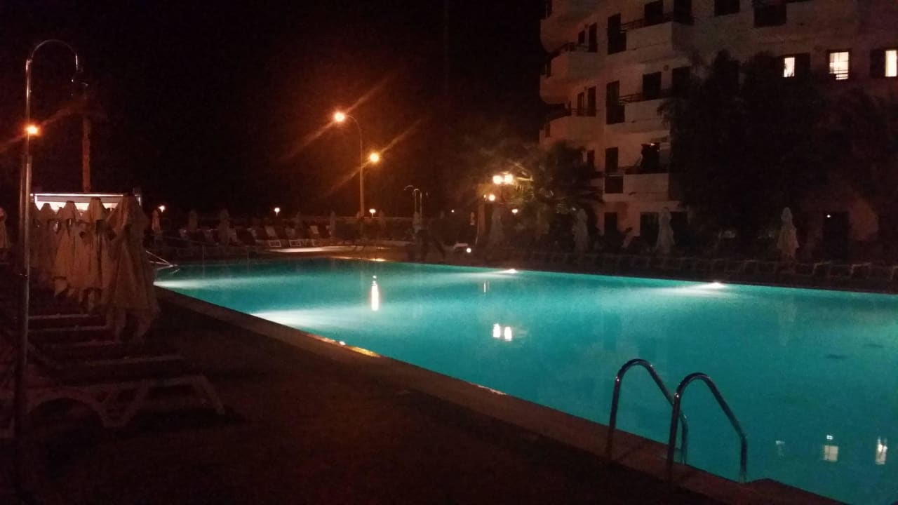 Schöne pool Servatur Playa Bonita