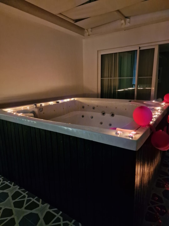 Zimmer Rubi Platinum Spa Resort & Suites