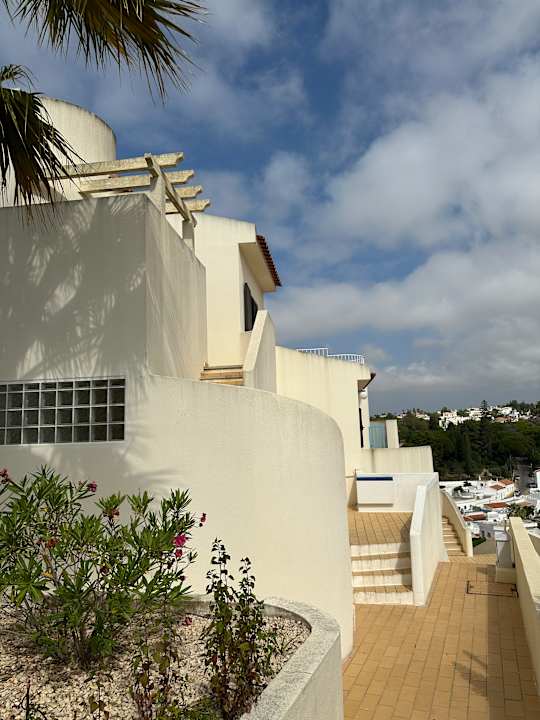 Außenansicht Hotel Monte Dourado