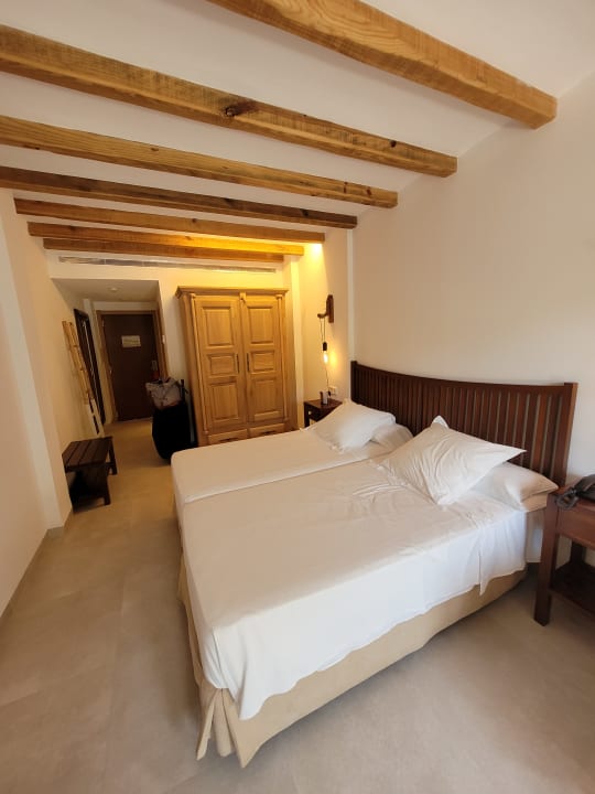 Zimmer Hotel Es Port