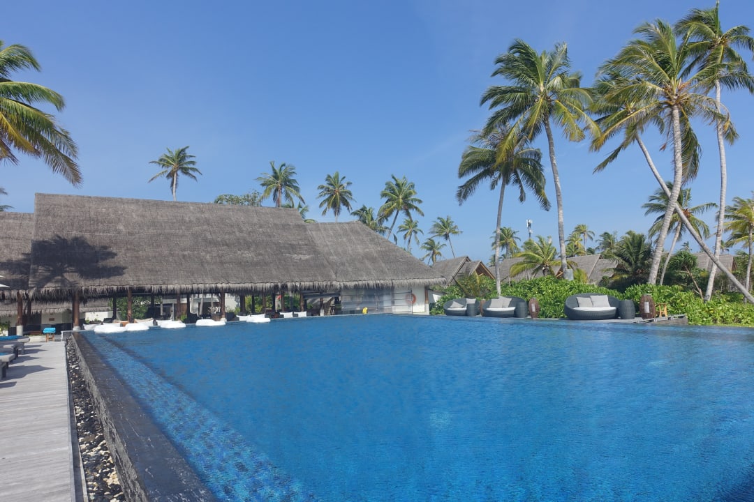 Pool Fushifaru Maldives