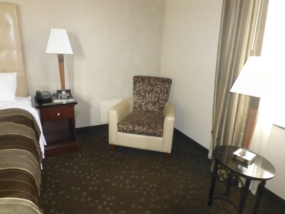 Zimmer Hotel Drury Inn & Suites New Orleans