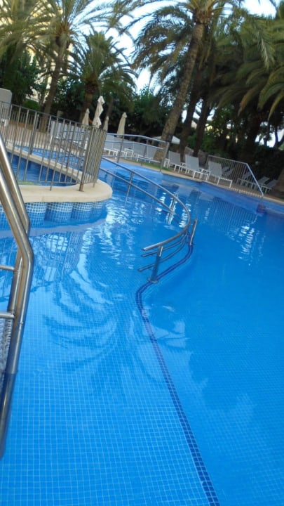 Wer in den Pool will, kommt auch rein Hotel Cosmopolitan