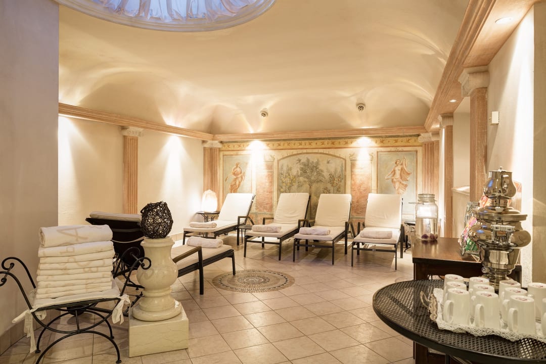 Sport & Freizeit Hotel Castel Rundegg