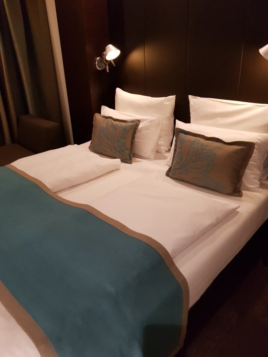 Zimmer Motel One Magdeburg