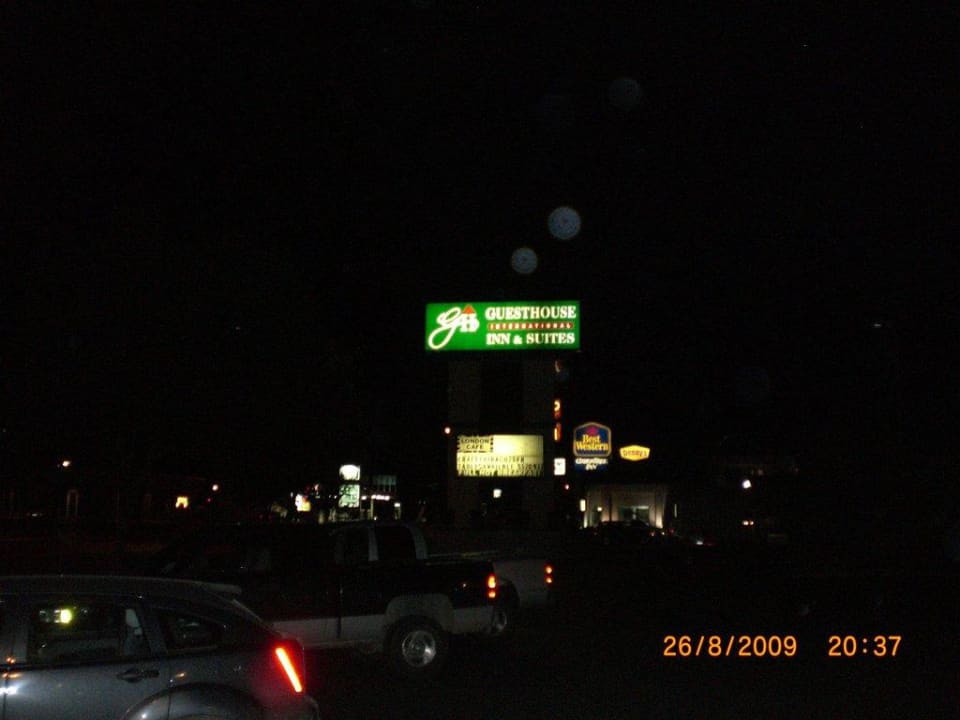 Singh Guesthouse Inn & Suites Kalispell
