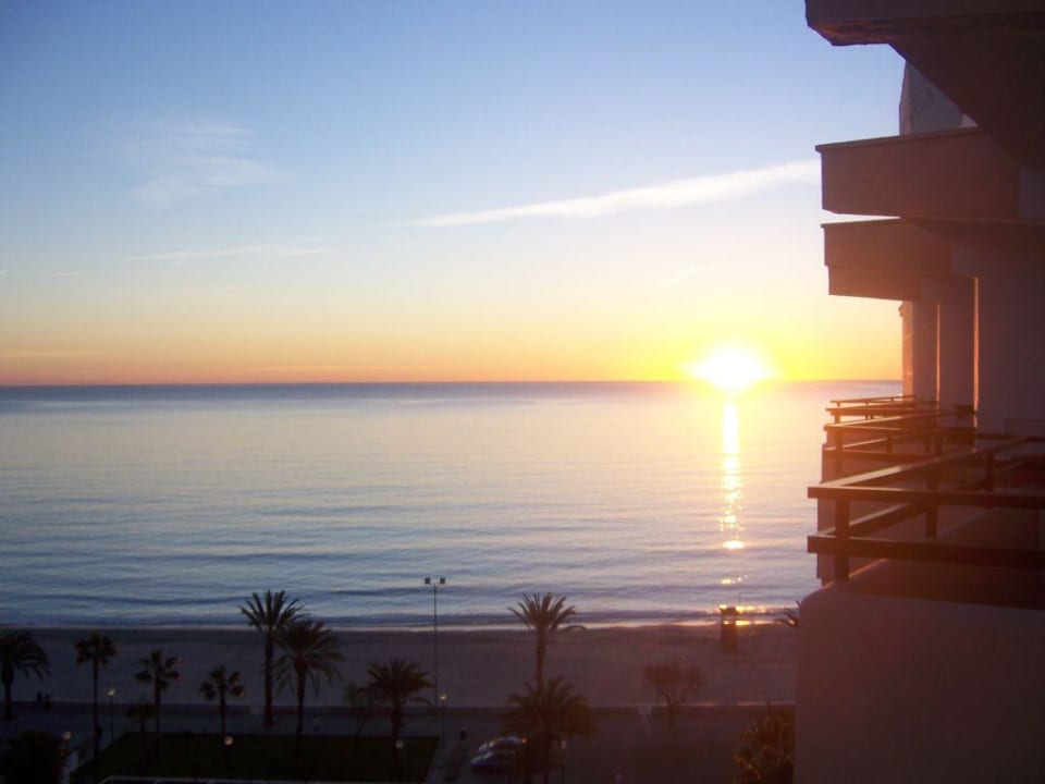 Sonnenaufgang vom Balkon aus CM Playa del Moro